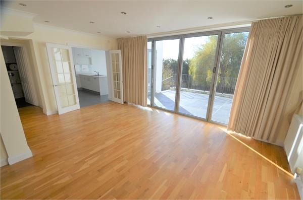 The Reddings, Mill Hill